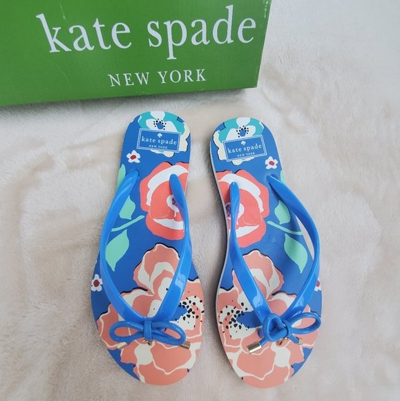 kate spade Shoes - Kate Spade flip flops